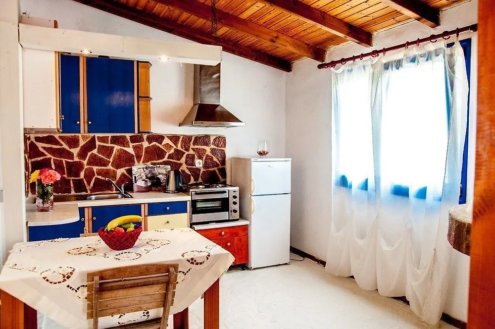 Dreams Beach Apartments كاتيليوس اليونان