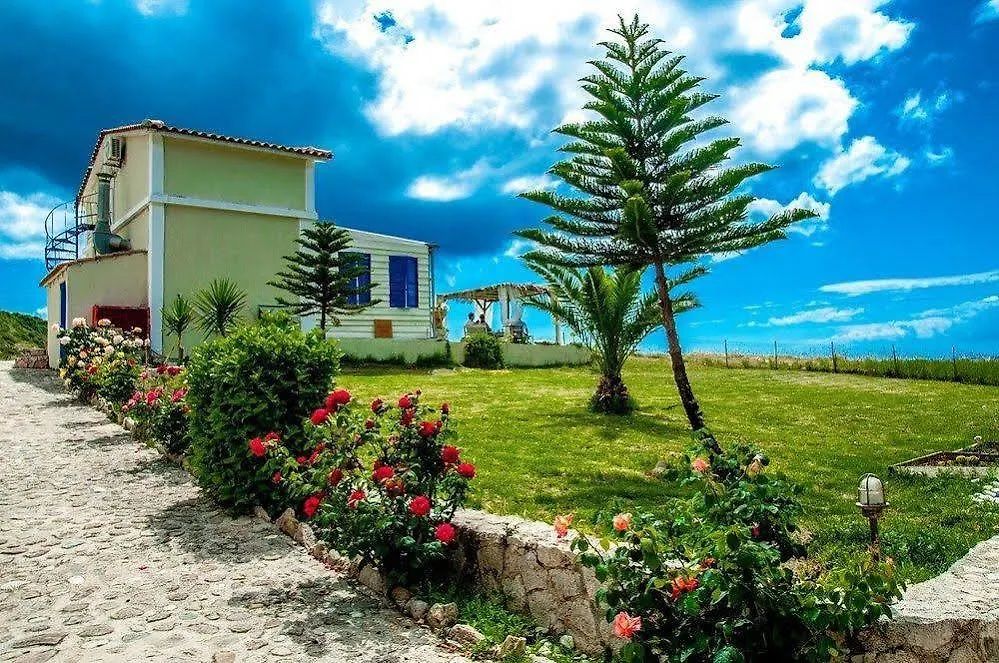 Dreams Beach Apartments كاتيليوس